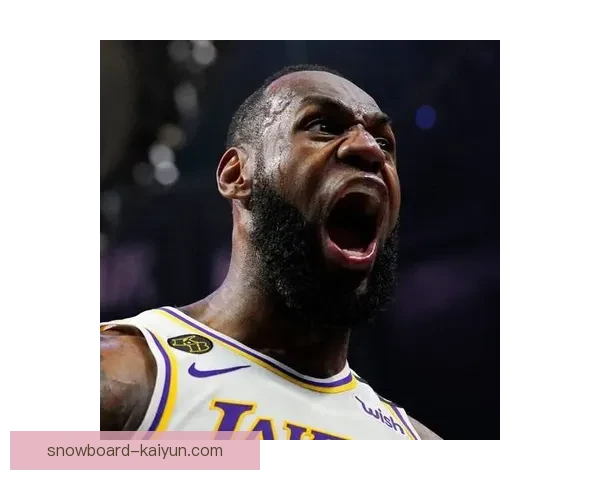 詹姆斯职业轨迹展现出稳定的状态与持续提升的竞争力。