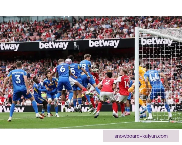 桑德兰传奇球员持续提升，助队伍恢复竞争力